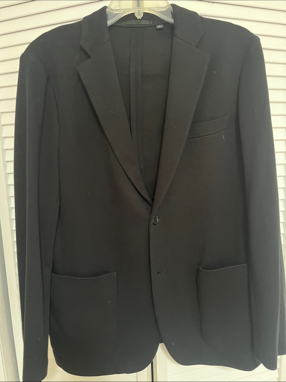 Classic Men's Black Single-Breasted Blazer